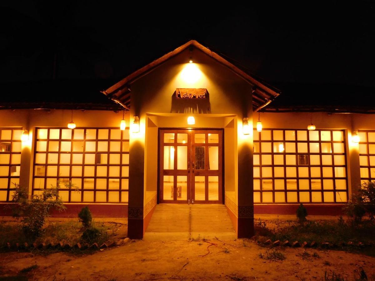 Отель Gram Bangla Retreat Калькутта Экстерьер фото