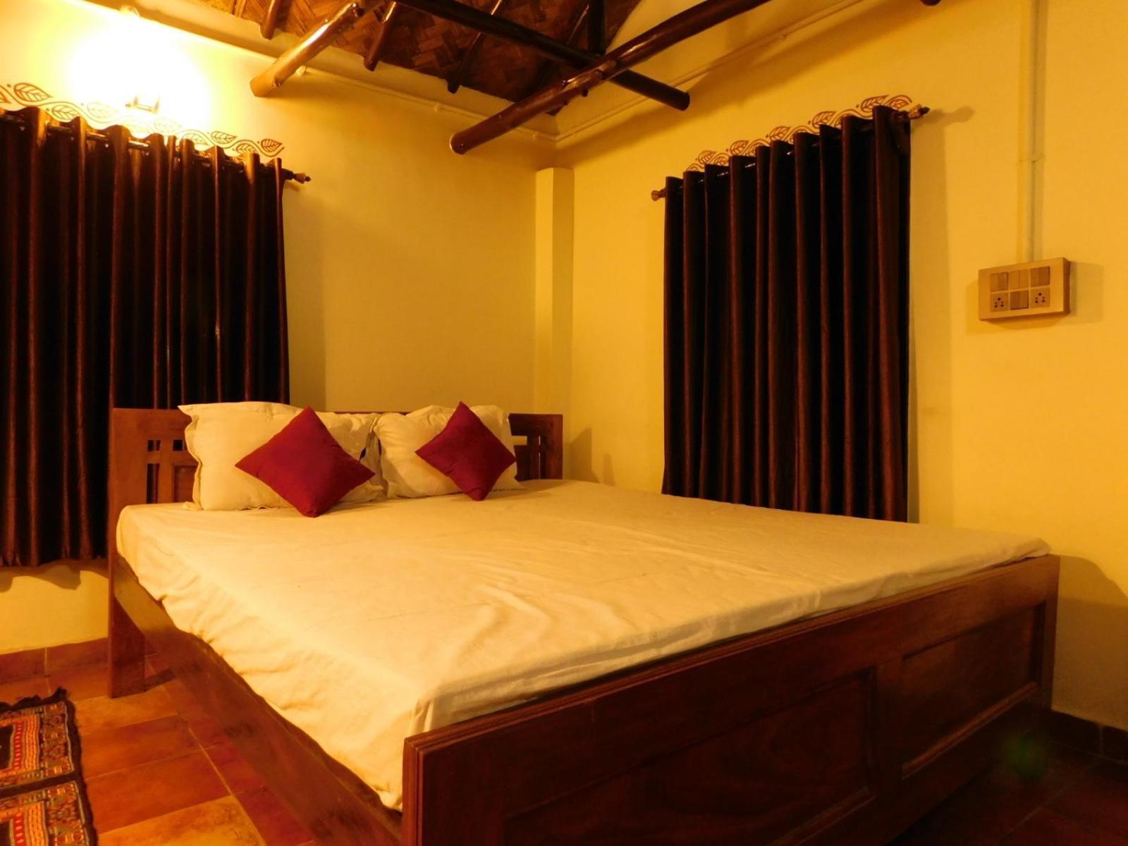 Отель Gram Bangla Retreat Калькутта Экстерьер фото